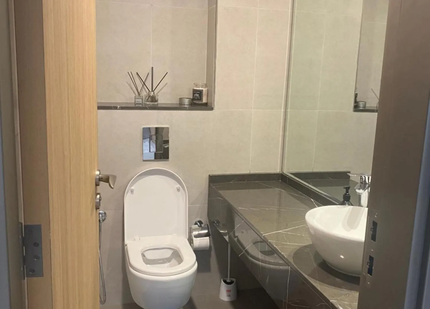 2Bedroom Apartment For Rent Fully Furnished ,Spacious Dubai